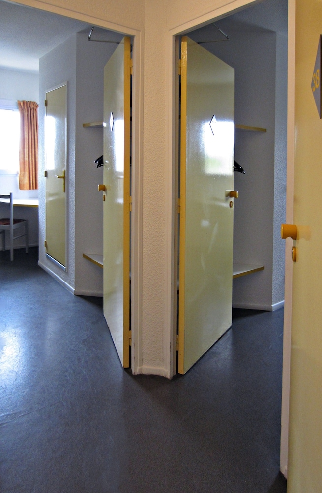 Room, Connecting Rooms photo 2