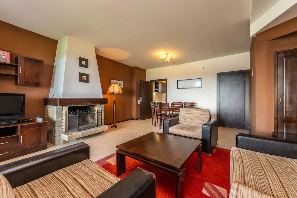 Villa Lake, 3 Bedrooms