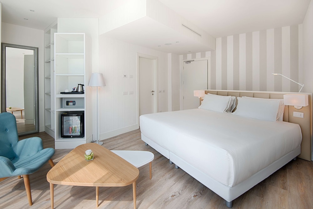 Junior Suite, Terrace (View, New Style Extra Bed 3 adults) photo 1