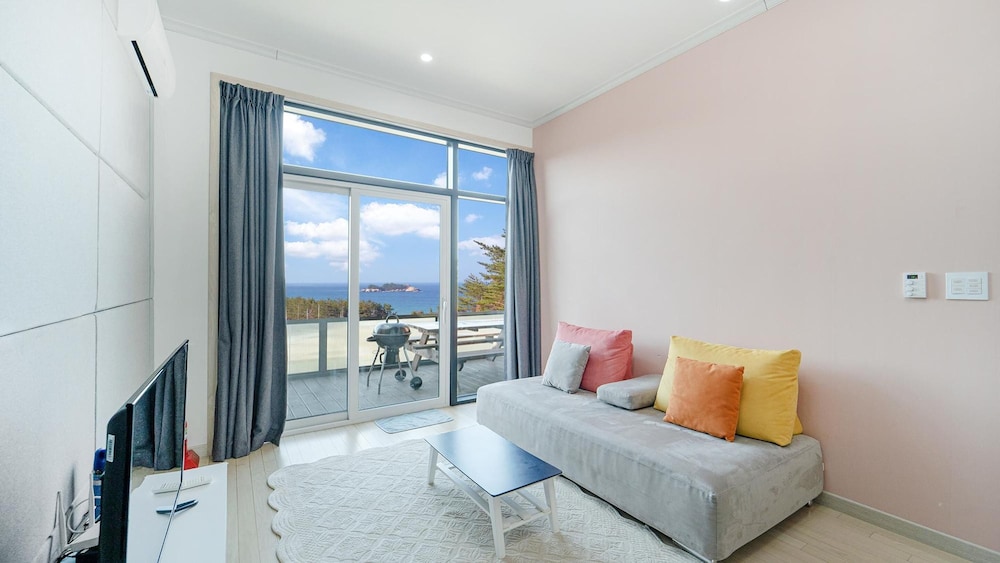 Basic Room, 1 Bedroom (GN5) - Photo 1