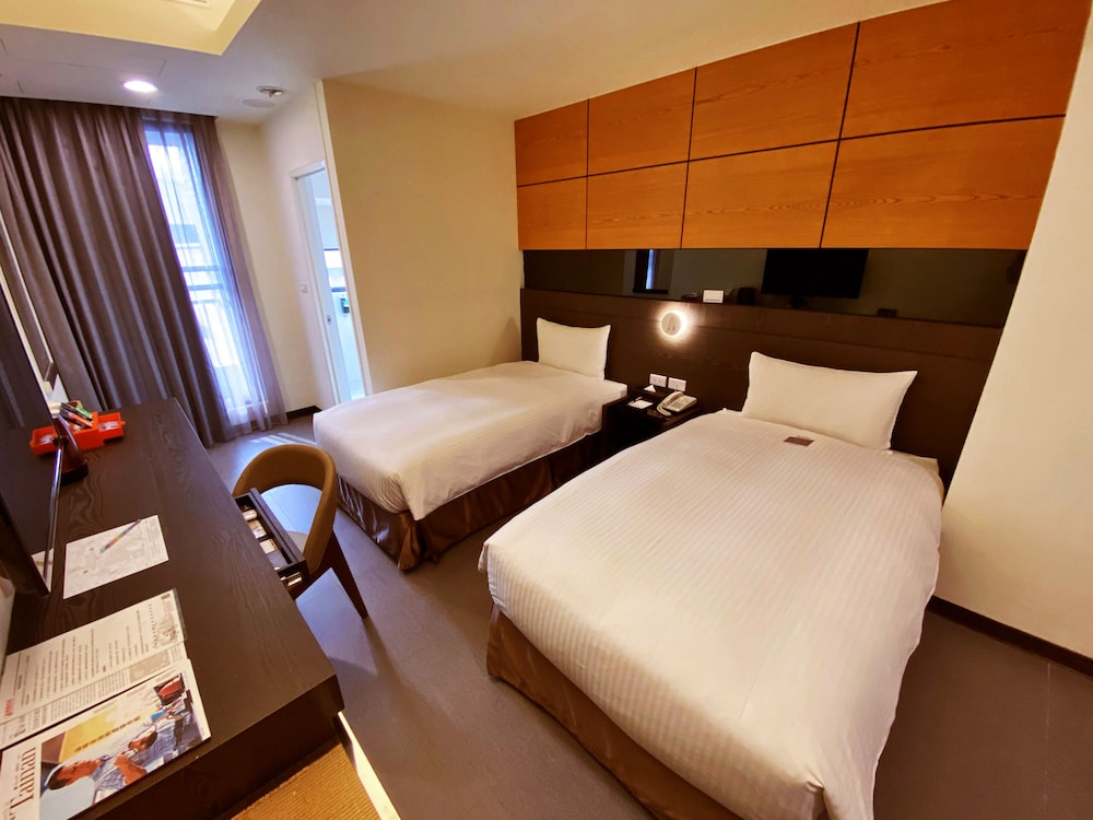 Elite Twin Room photo 2