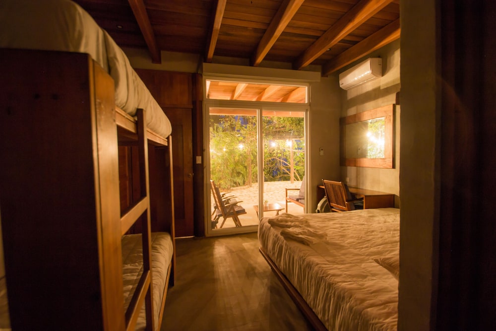 Standard Quadruple Room photo 2