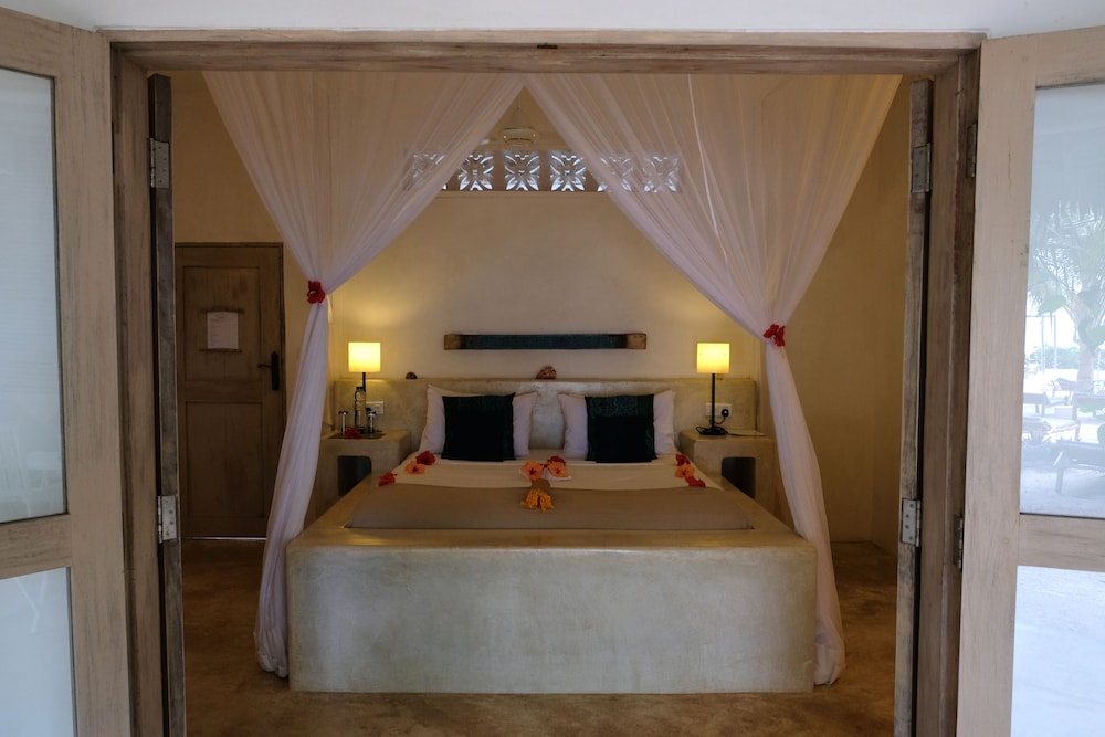 Deluxe Double Room, 1 King Bed, Sea View photo 2