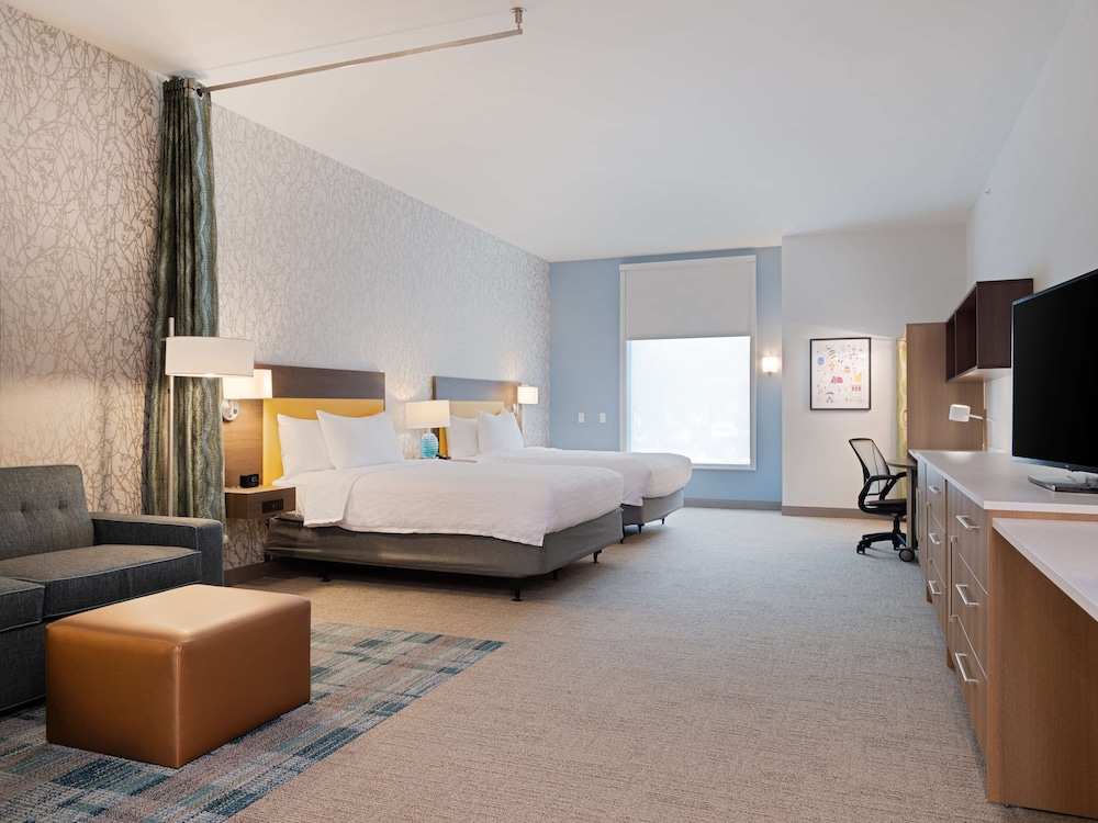 Studio Suite, 2 Queen Beds, Accessible, Bathtub - Photo 1