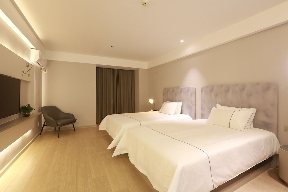 Business Twin Room (B) photo 1