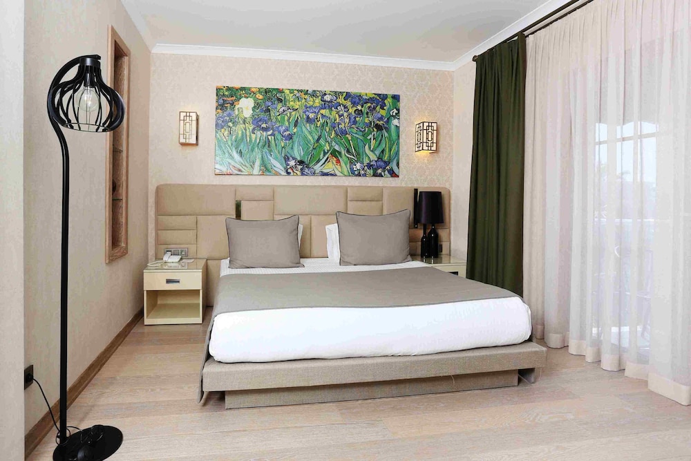 Superior Room - Photo 2