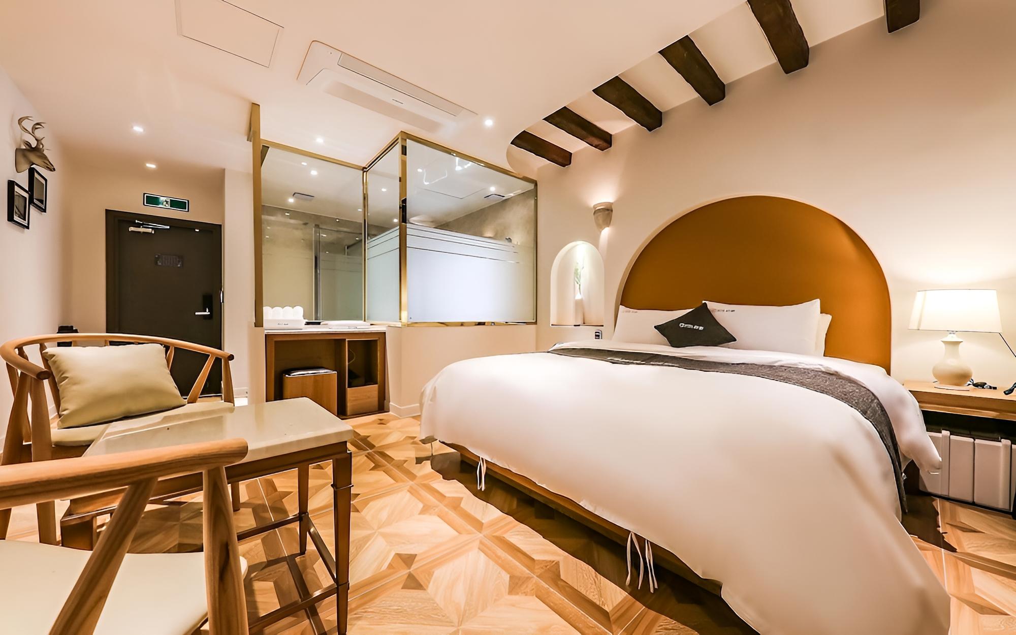 Room (Standard room) - Photo 1