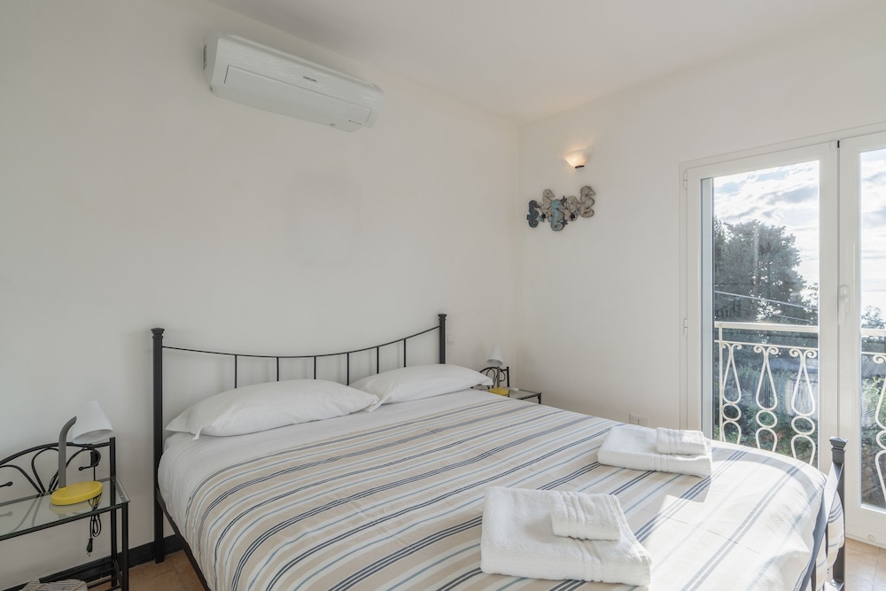Classic House, 1 Bedroom, Sea View, Annex Building photo 3