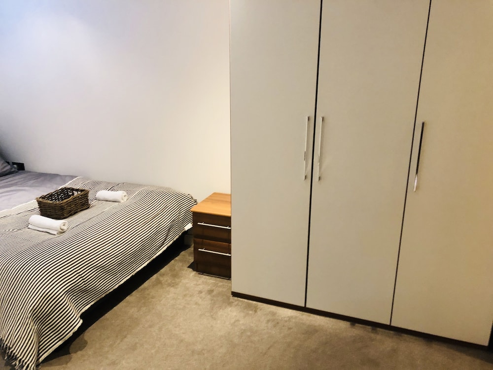 Apartment photo 3