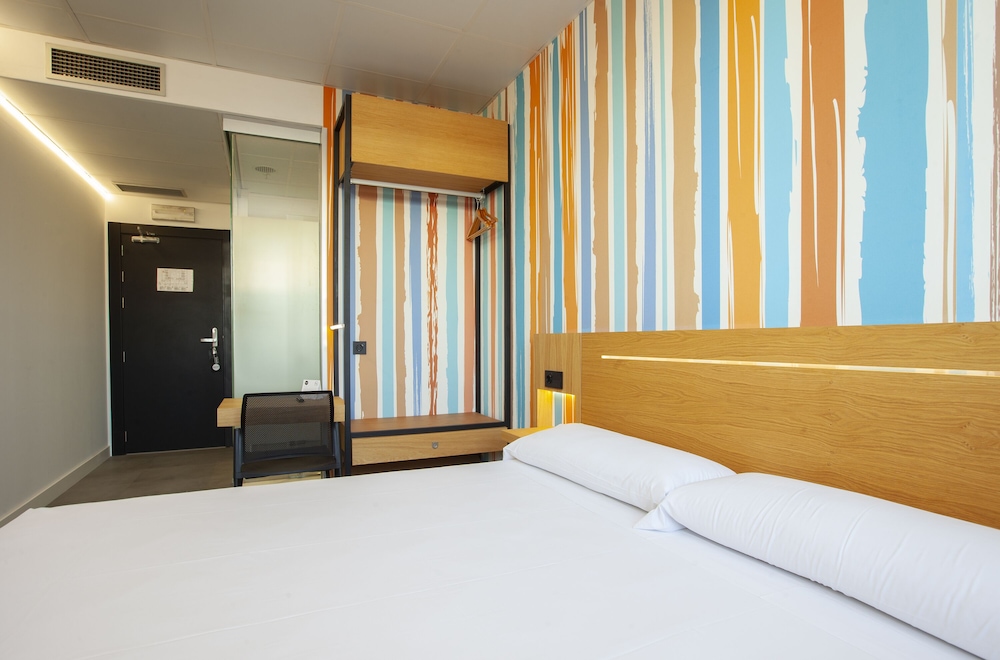 Standard Room - Photo 14