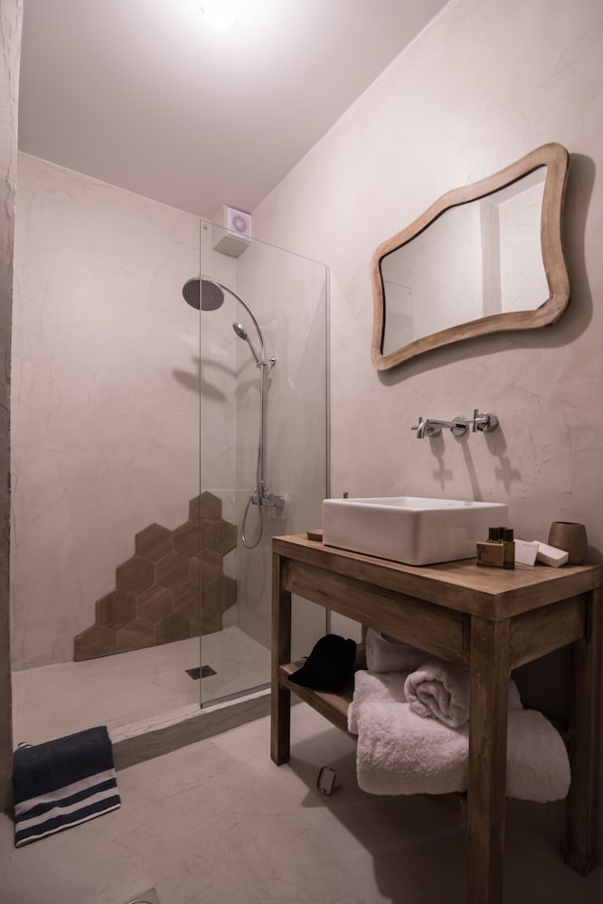 Deluxe Double Room (THALIA) photo 2