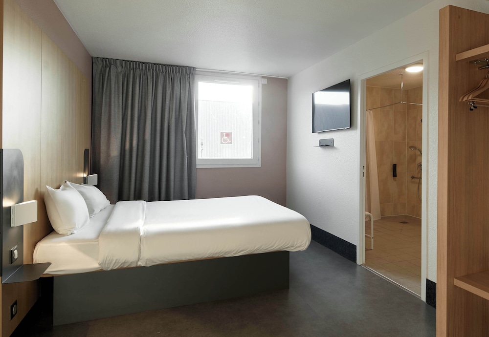 Comfort Double Room, Mobility Accessible