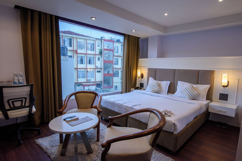 Deluxe Suite photo 1