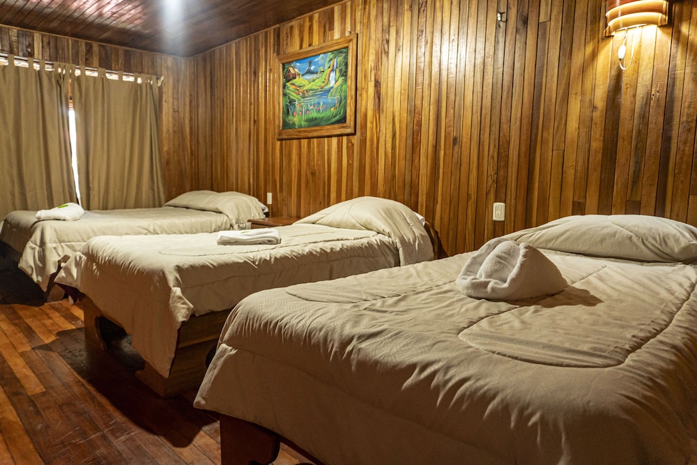 Standard Quadruple Room photo 3