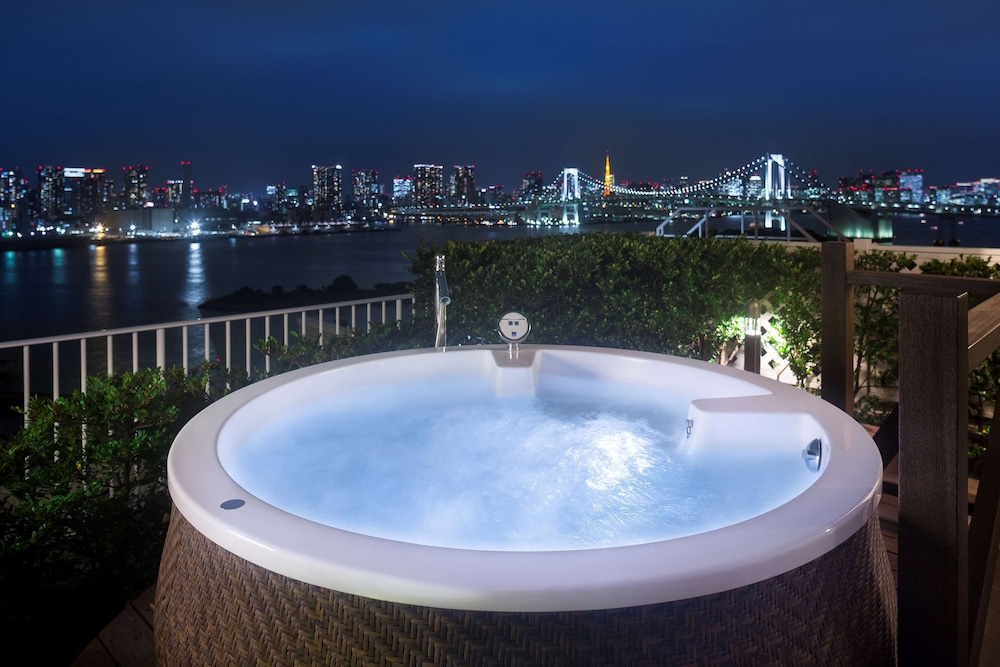 Twin Terrace Suite - Non-Smoking - 66sqm - Terrace with Whirlpool - Executive Lunge Access - Photo 2
