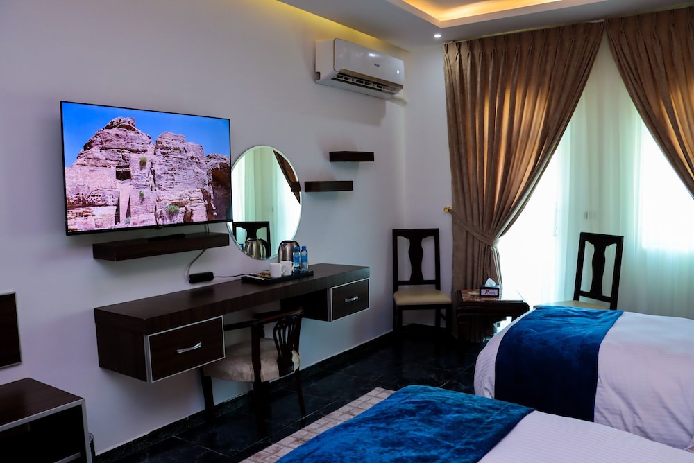 Superior Double or Twin Room photo 2