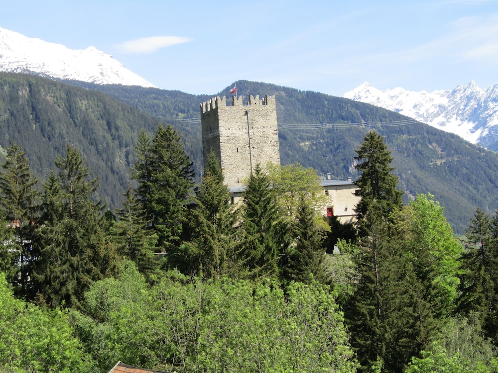 Family Apartment, 2 Bedrooms, Kitchen, Mountain View photo 3