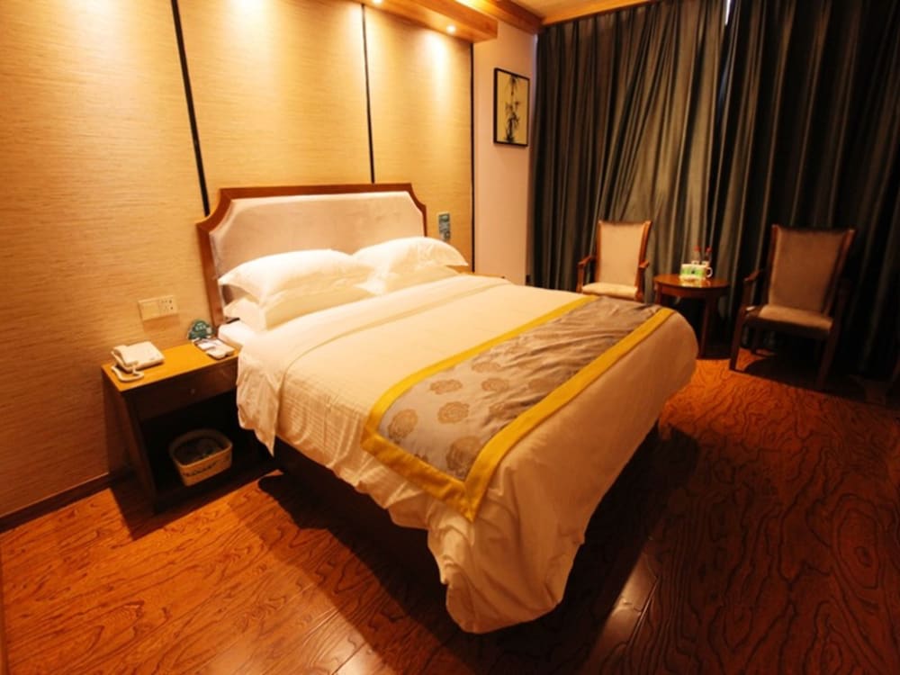 Standard Double Room photo 3