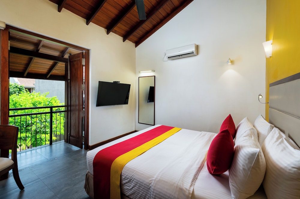 Deluxe Suite, 2 Bedrooms, Garden View photo 3