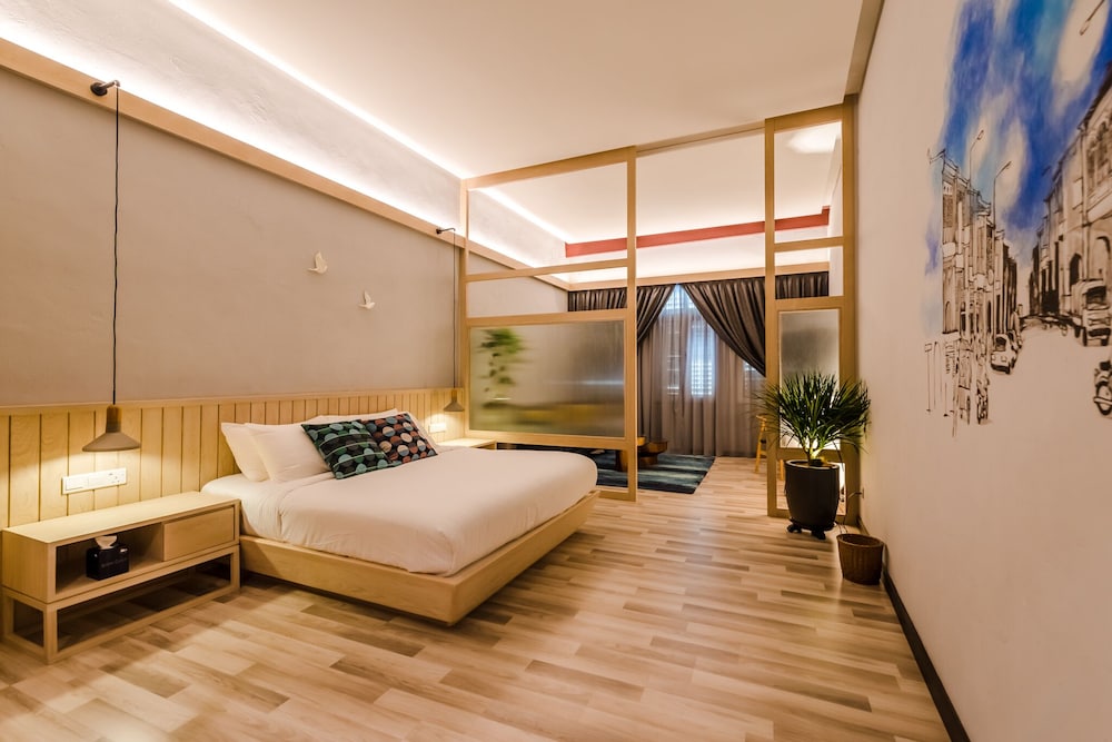 Courtyard Suite photo 2