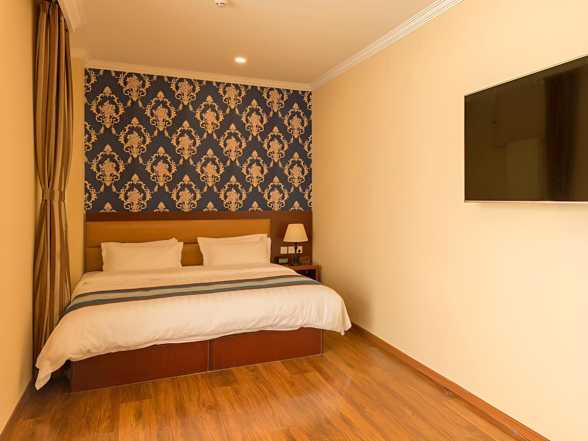 Deluxe Suite photo 2