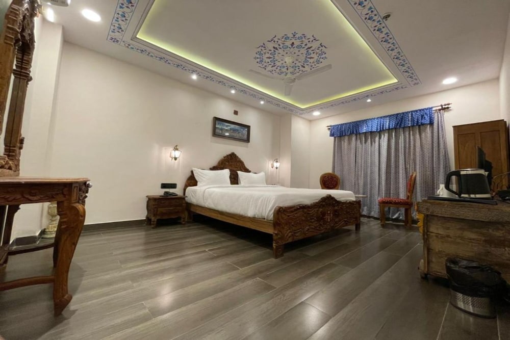 Premier Room - Photo 3