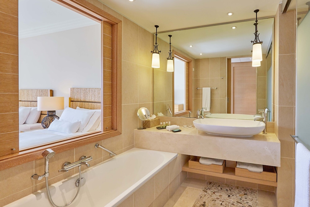 Premium Infinity Room, 2 Twin Beds, Non Smoking, Sea View (Private Pool)