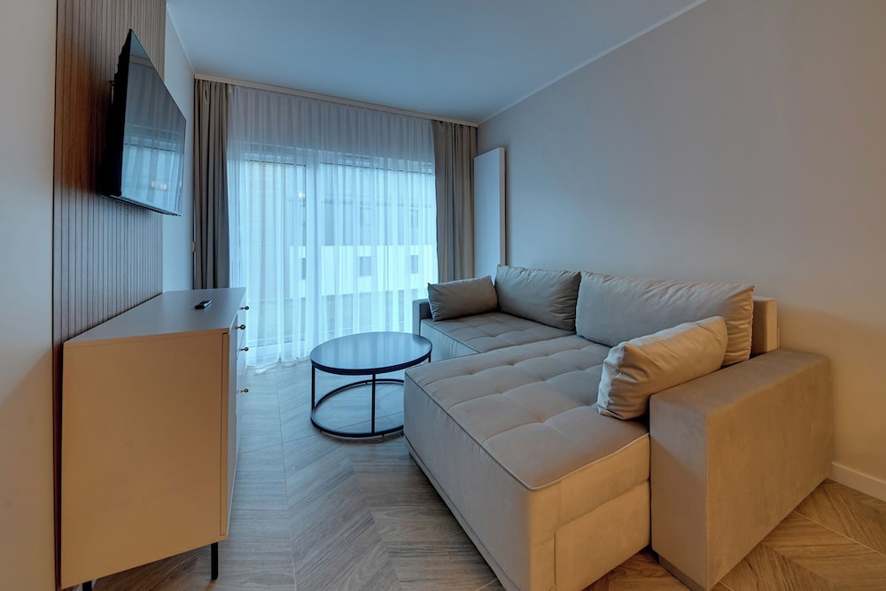 Apartment - Photo 8