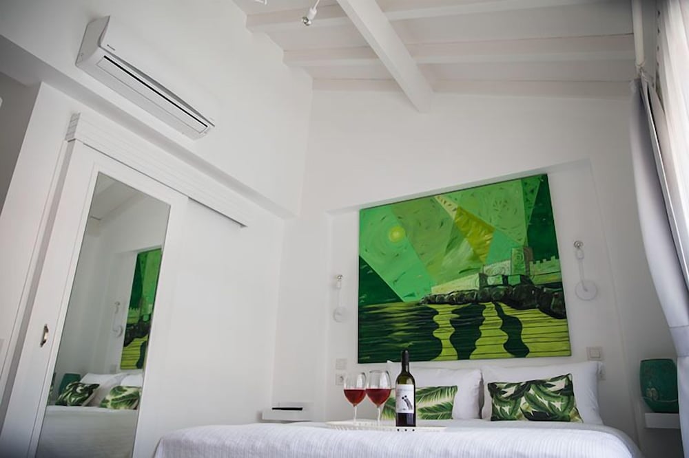 Standard Double Room (Gunbatisi) photo 3