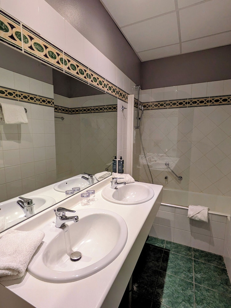 Privilege Double Room - Photo 19
