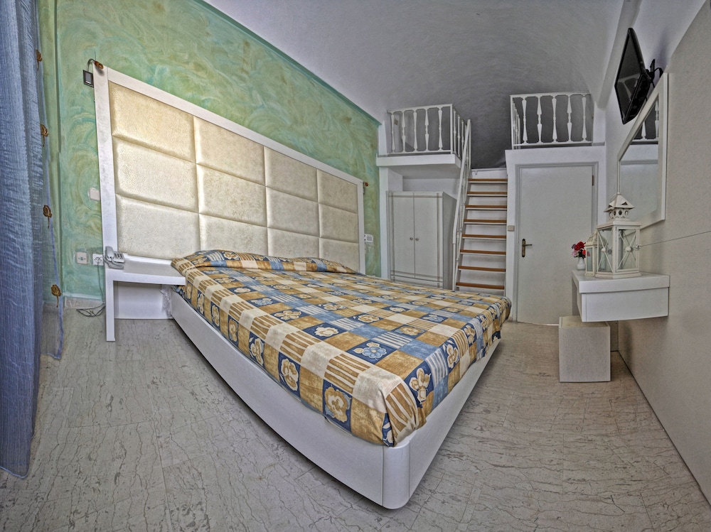 Apartment (Maisonette)