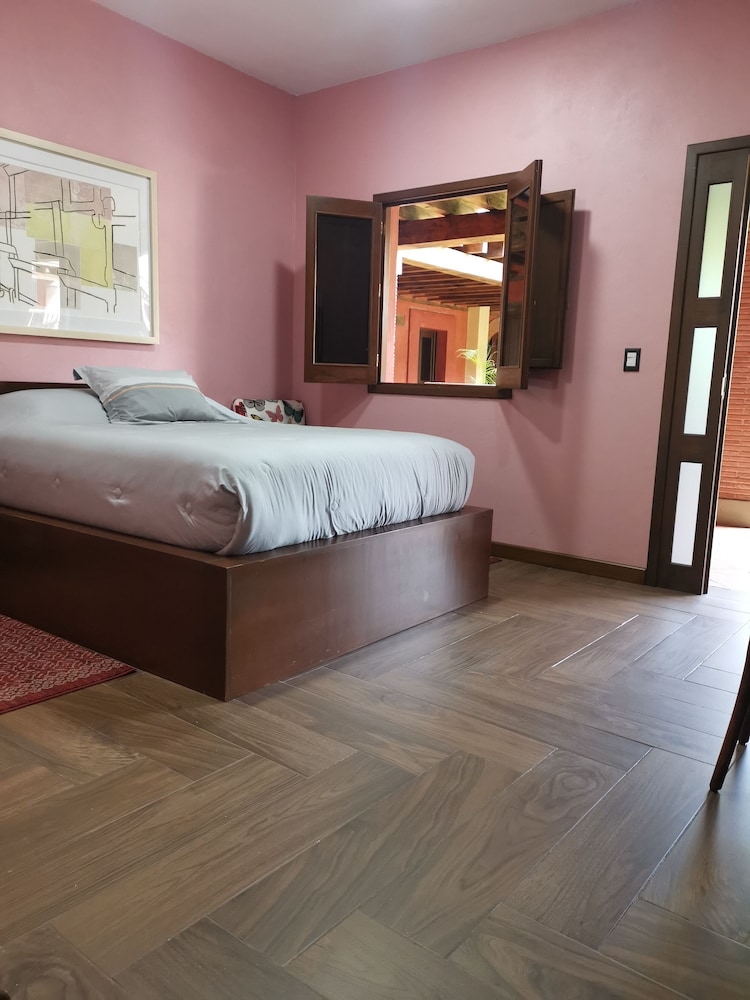 Standard Double Room, 1 Queen Bed