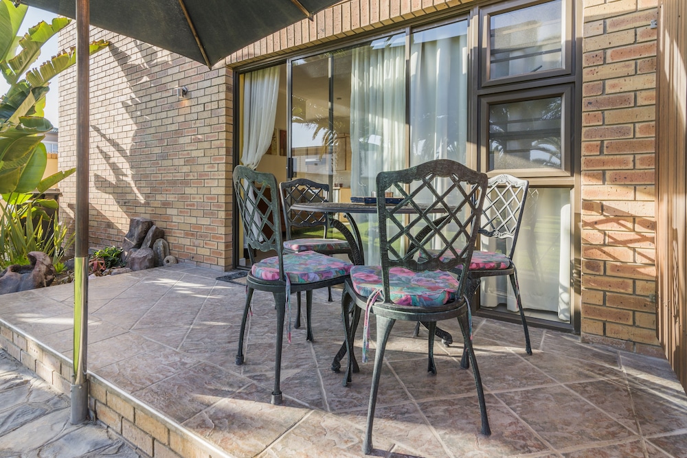 Classic Apartment (Chala-Kigi Garden Apartment) photo 1