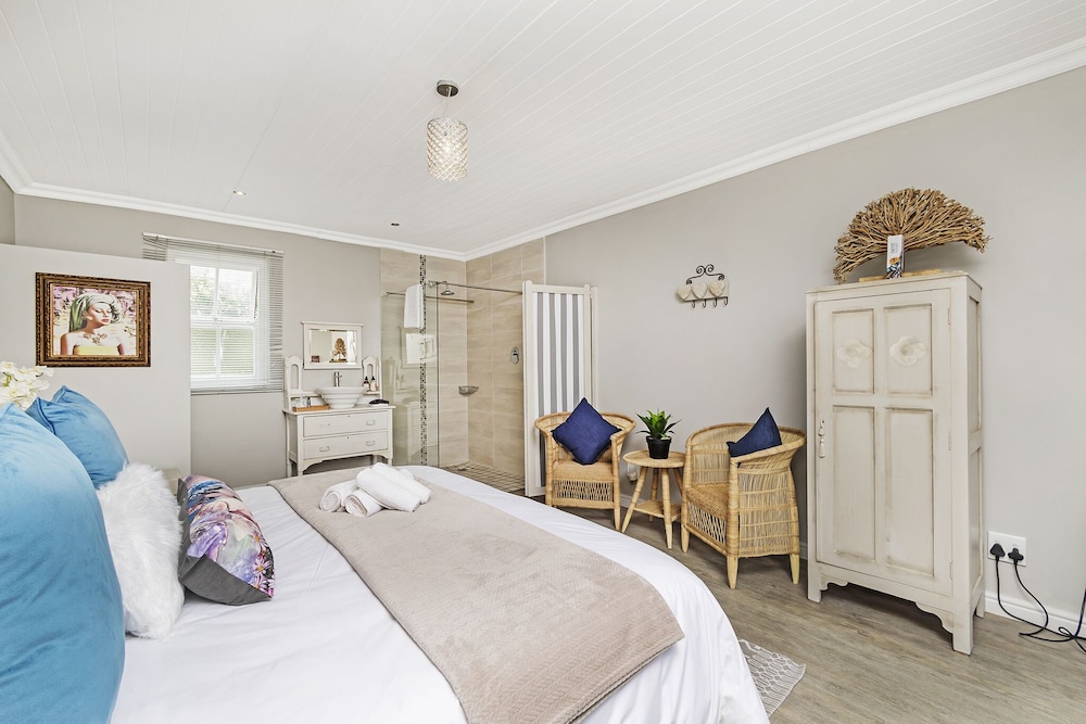 Romantic Studio, 1 Bedroom, Garden Area