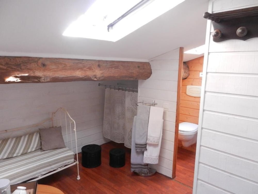 Classic Double Room, Garden View - Photo 3