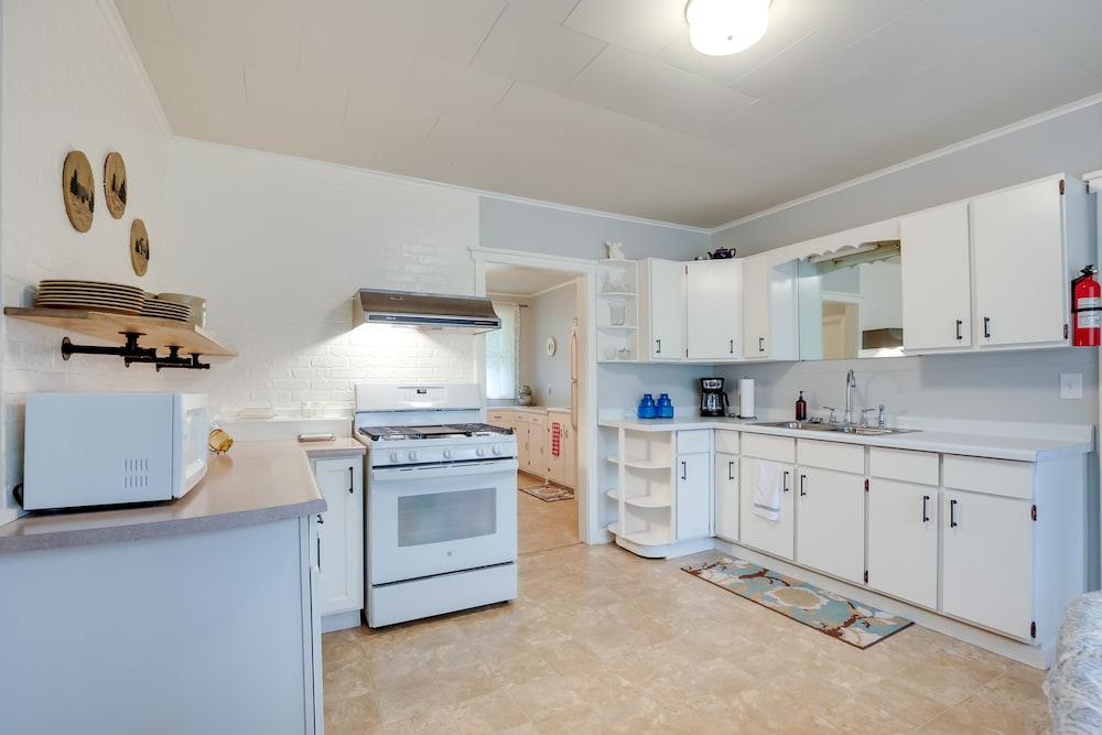House (2 Bedrooms) photo 3