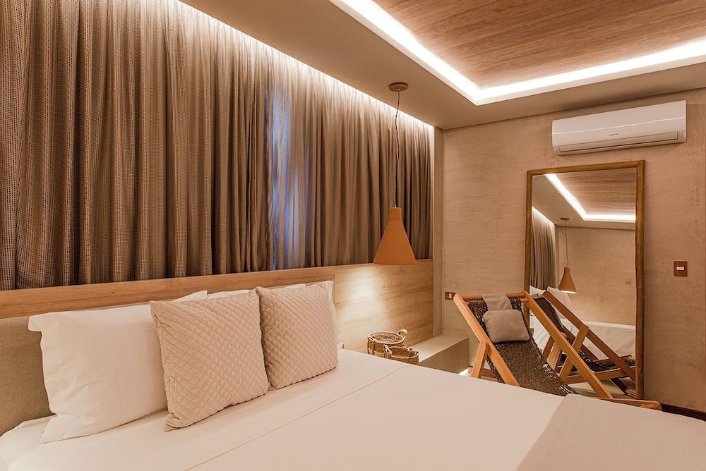 Deluxe Studio Suite