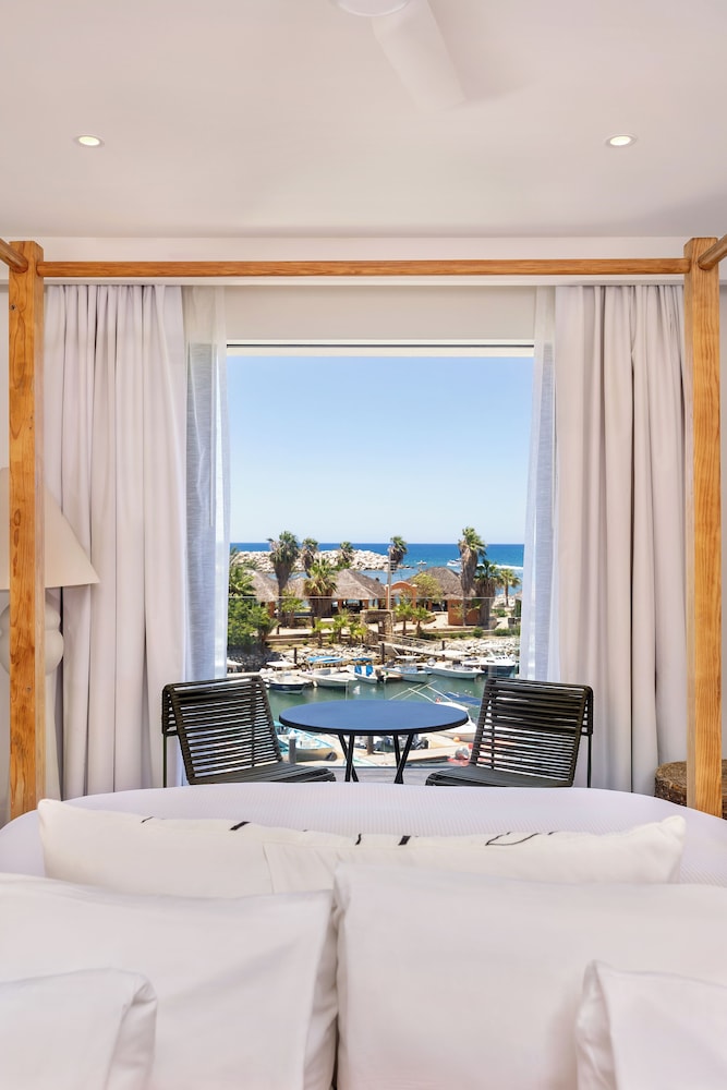 Room, 1 King Bed, Balcony