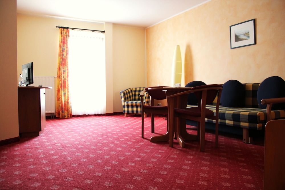 Standard Twin Room photo 2
