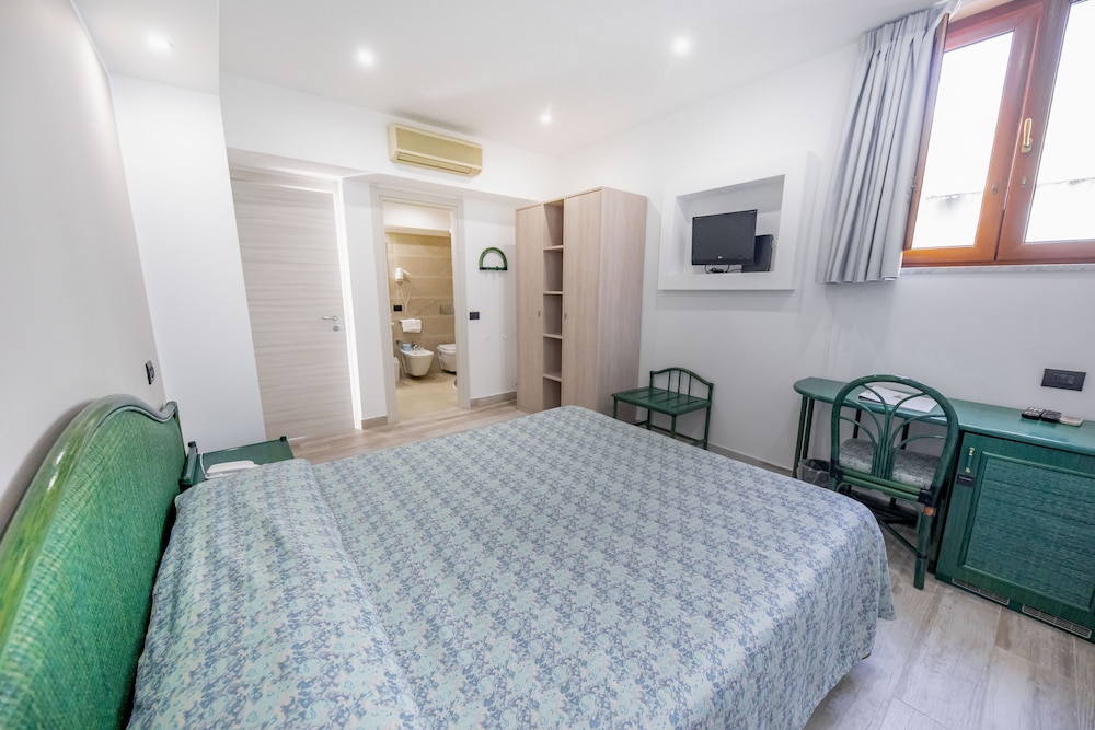Comfort Double or Twin Room, Annex Building - Photo 1