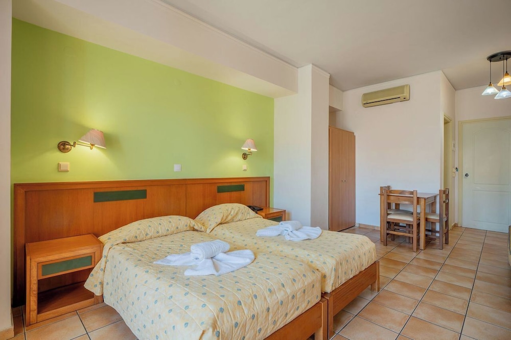 Single Room photo 2
