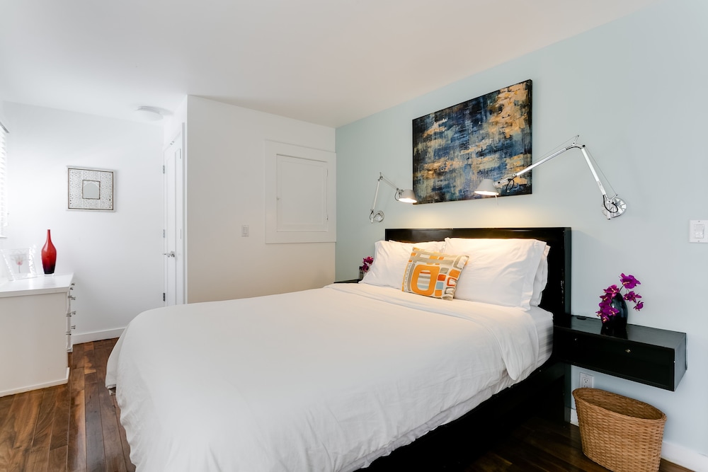 Deluxe Condo, 2 Bedrooms photo 1