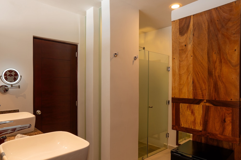 Oceanview Room - Photo 5