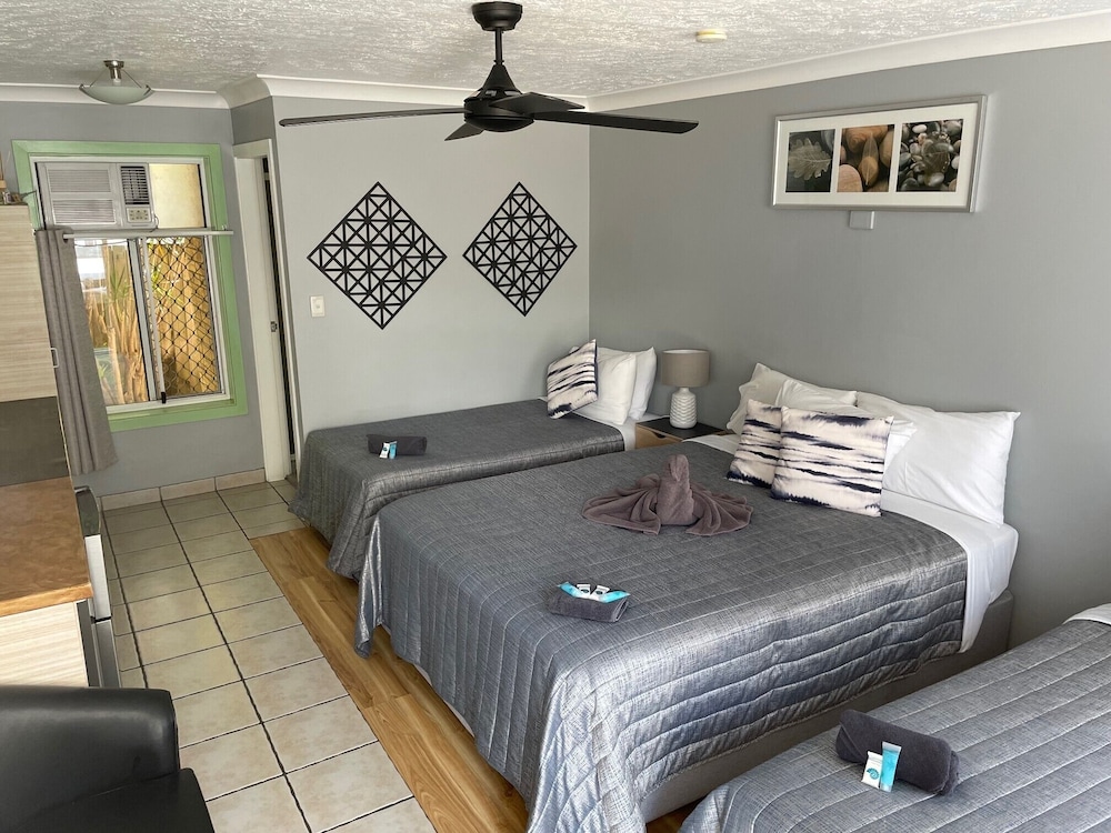 Quad Room Upstairs photo 3