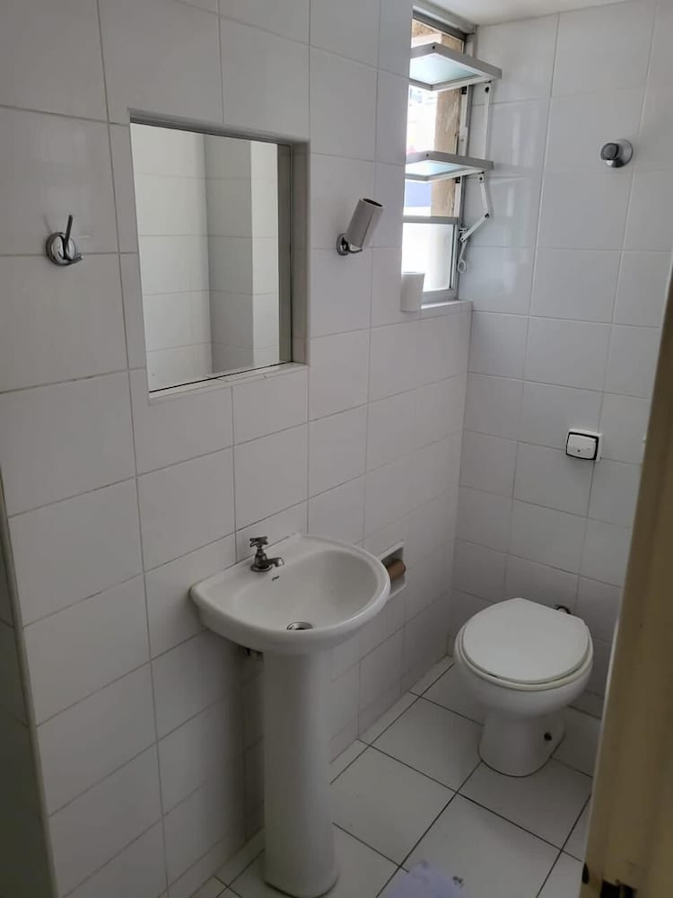 Standard Double Room - Photo 5