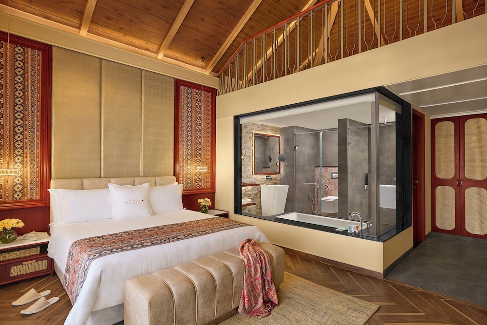 Superior Room, 1 King Bed (Superior Room)