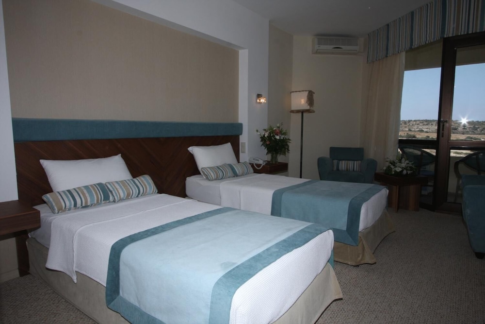 Standard Room photo 3