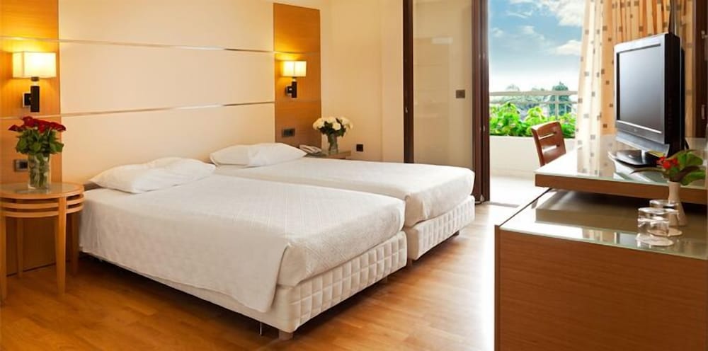 Standard Double or Twin Room, Garden View photo 2