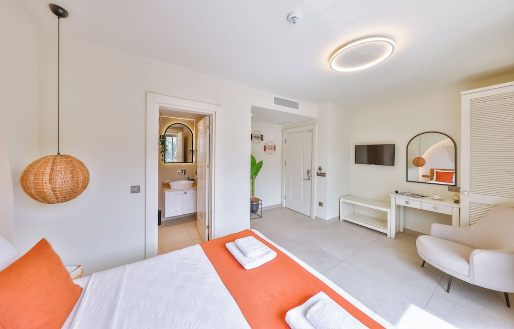 Standard Room - Photo 1