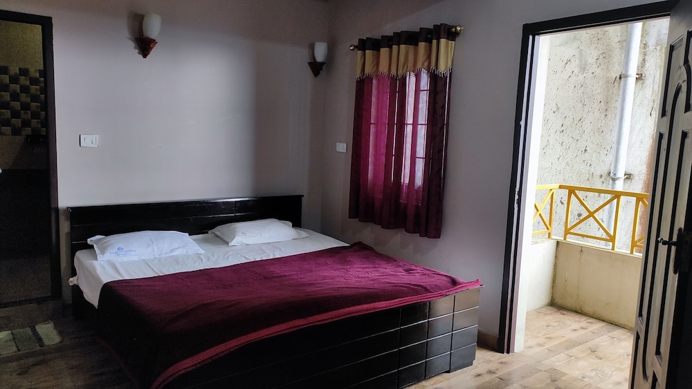 Suite, Balcony, Hill View